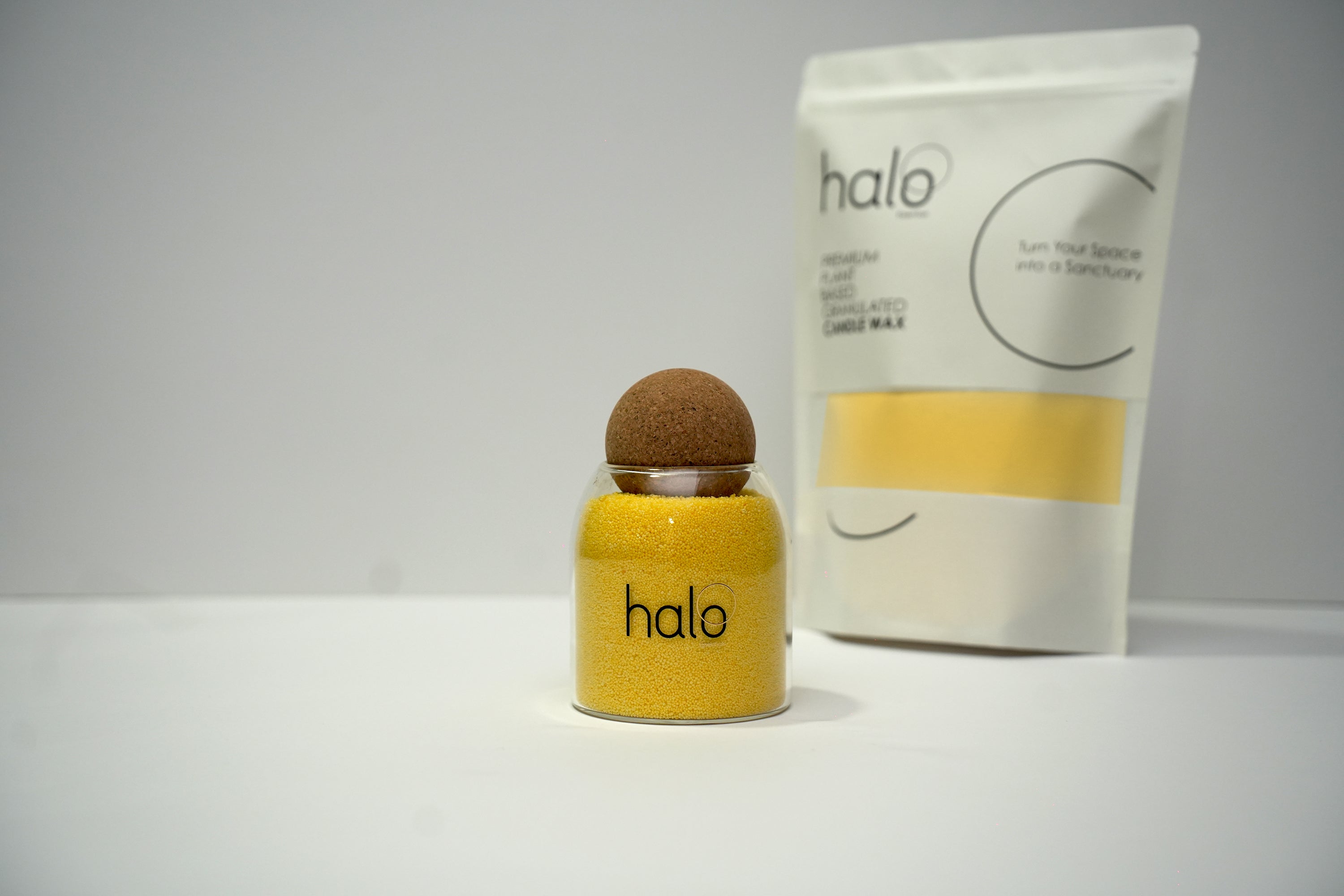 Halo Essentials Luxury Scented Candle - Apple Cinnamon