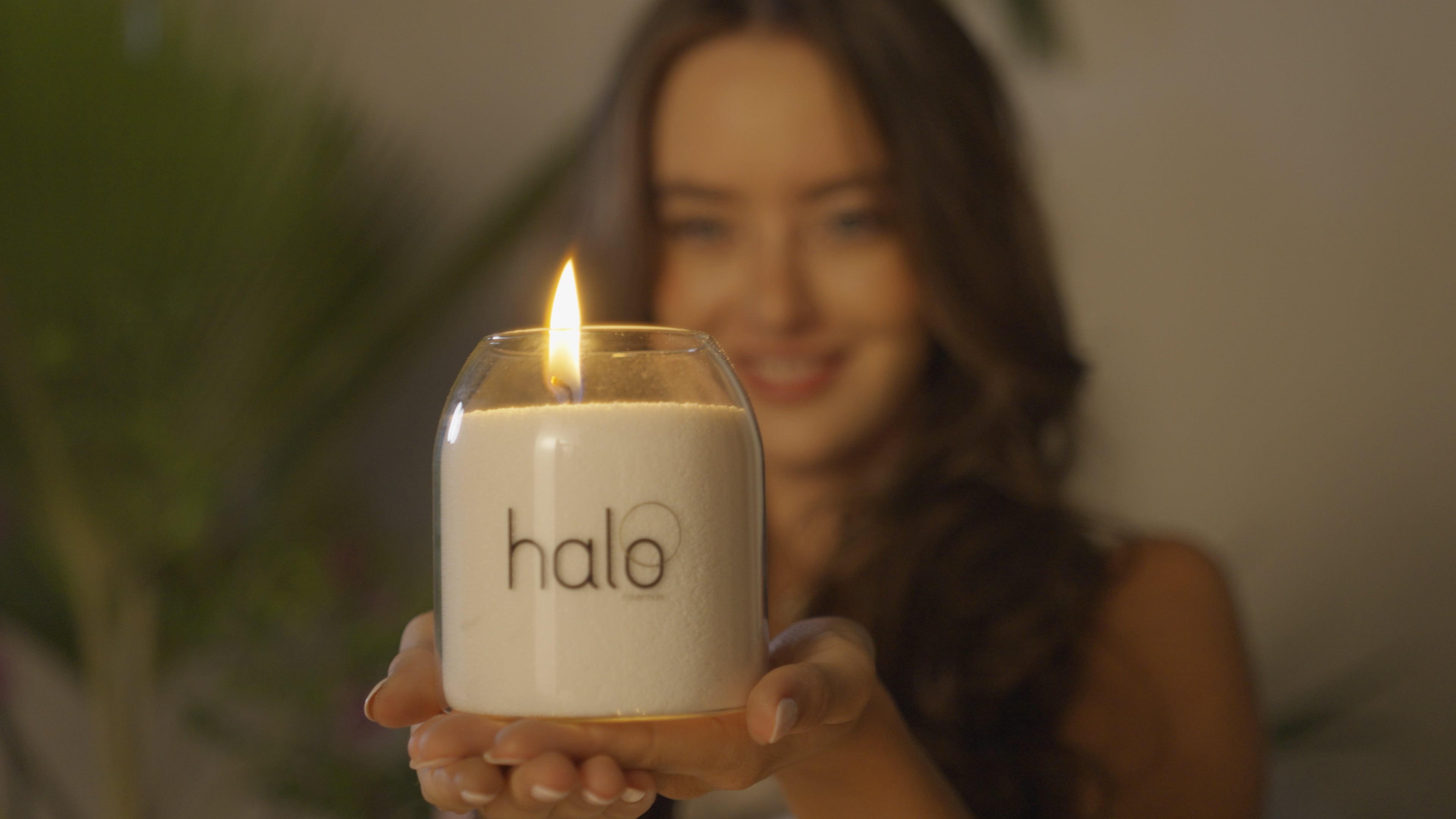 Halo Essentials Luxury Scented Candle - Vanilla